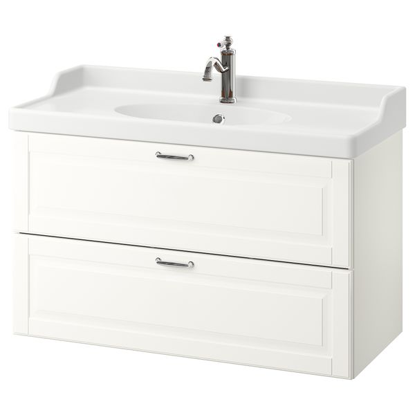 IKEA, вид спереди