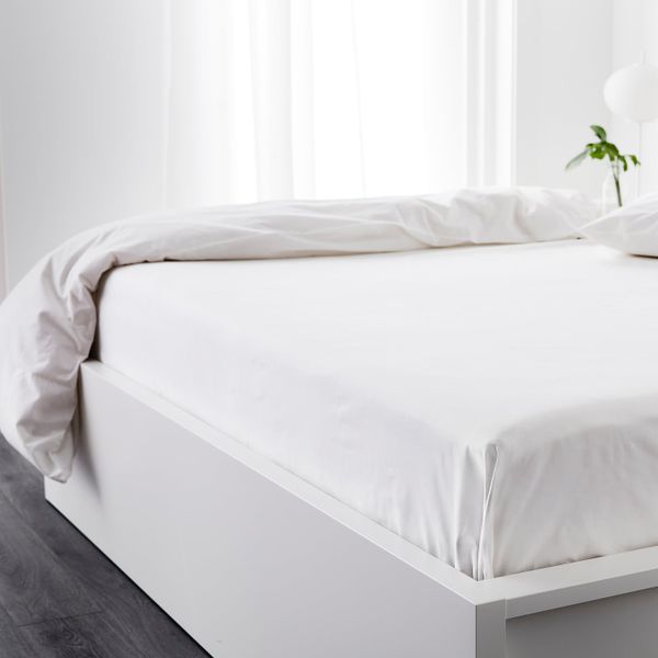 Простыня, белый 220x240 см IKEA FÄRGMÅRA ФЭРГМОРА 403.611.27 - фото 2