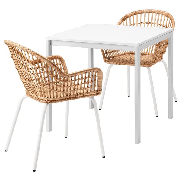 IKEA, вид спереди