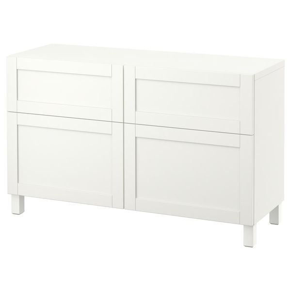 IKEA, вид спереди