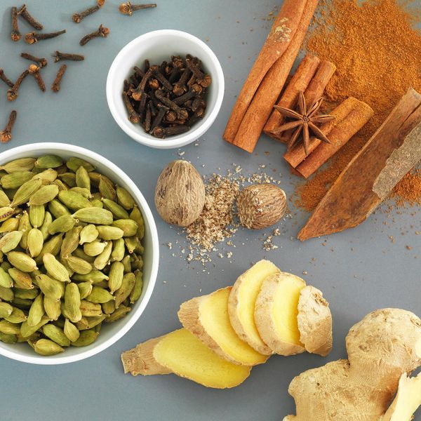 Ароматическая свеча в стакане, красный Пять зимних пряностей, красный, 7.5 см IKEA ВИНТЕРФЕСТ 204.321.16 - схема-чертеж с размерами