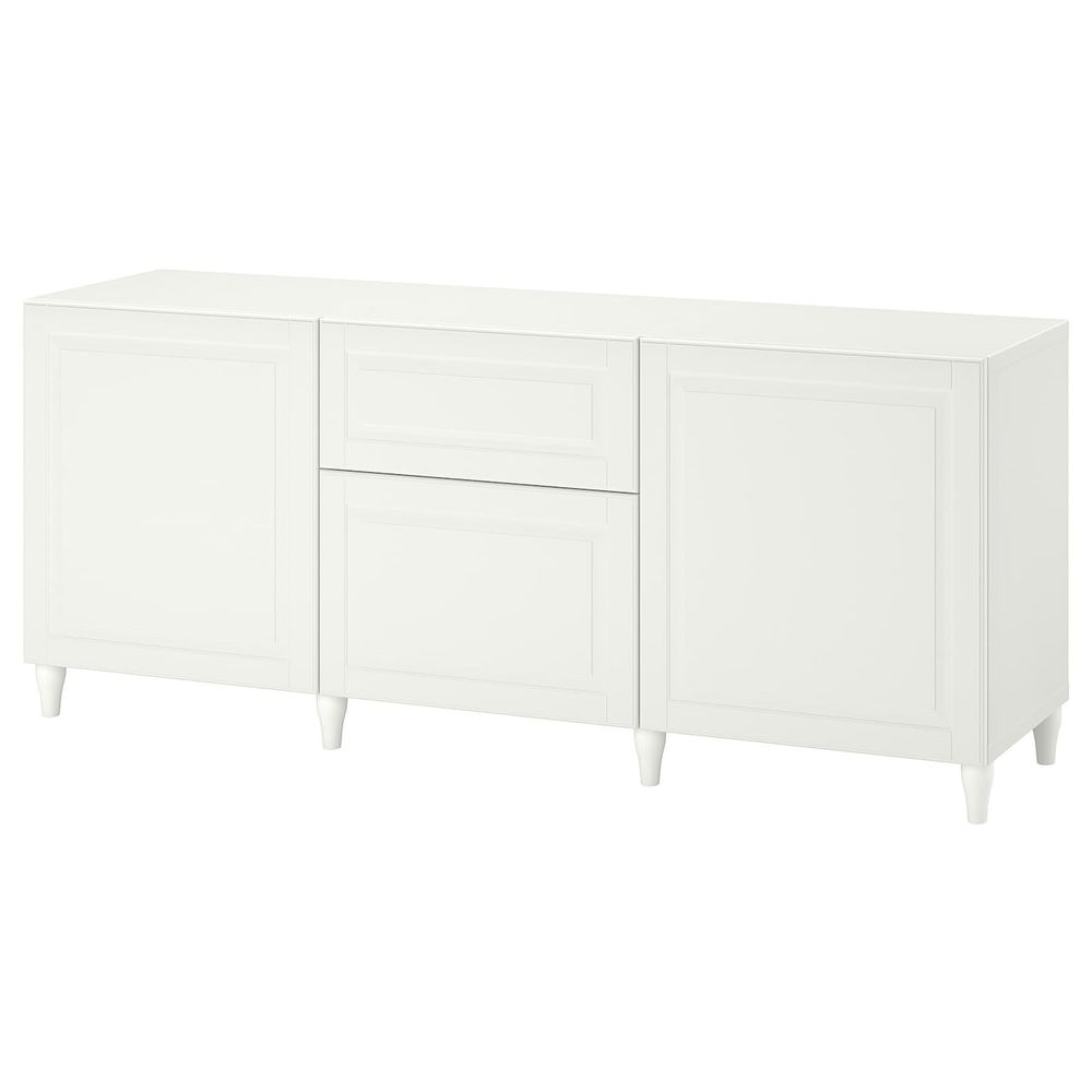 IKEA, вид спереди