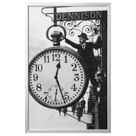 Картина с рамой БЬЁРКСТА, Возвращение в прошлое, цвет алюминия (78x118 см)