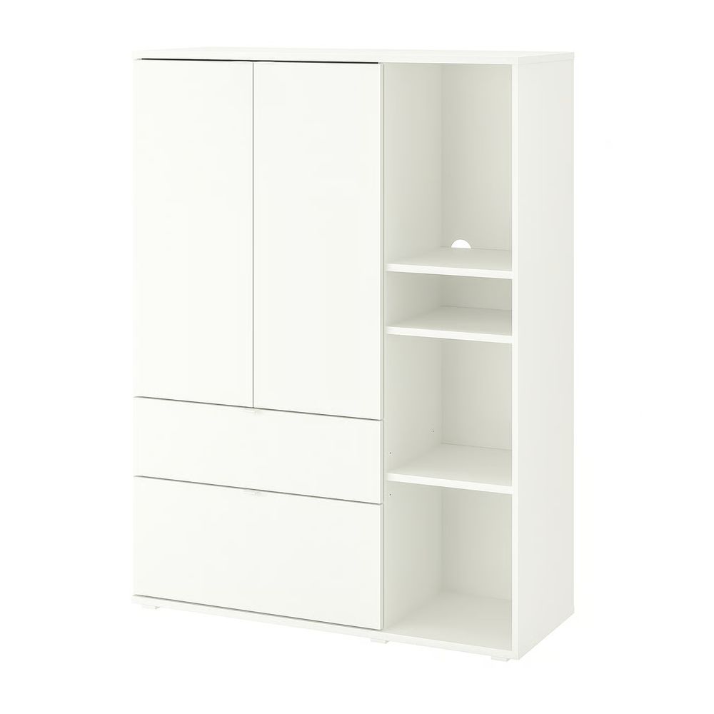 IKEA, вид спереди