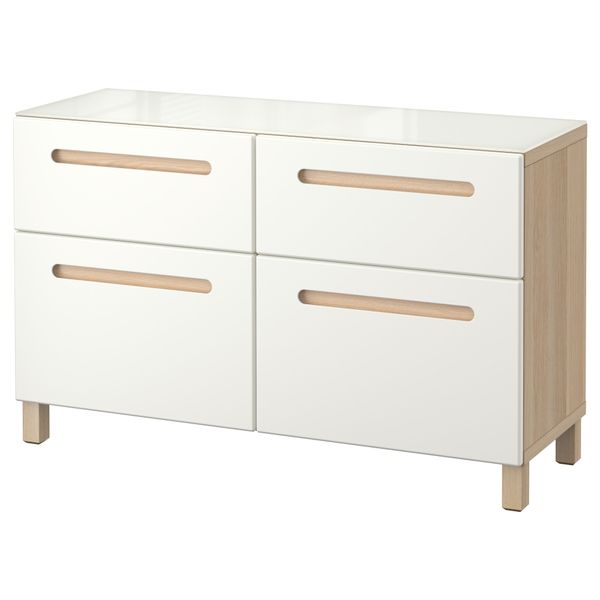 IKEA, вид спереди