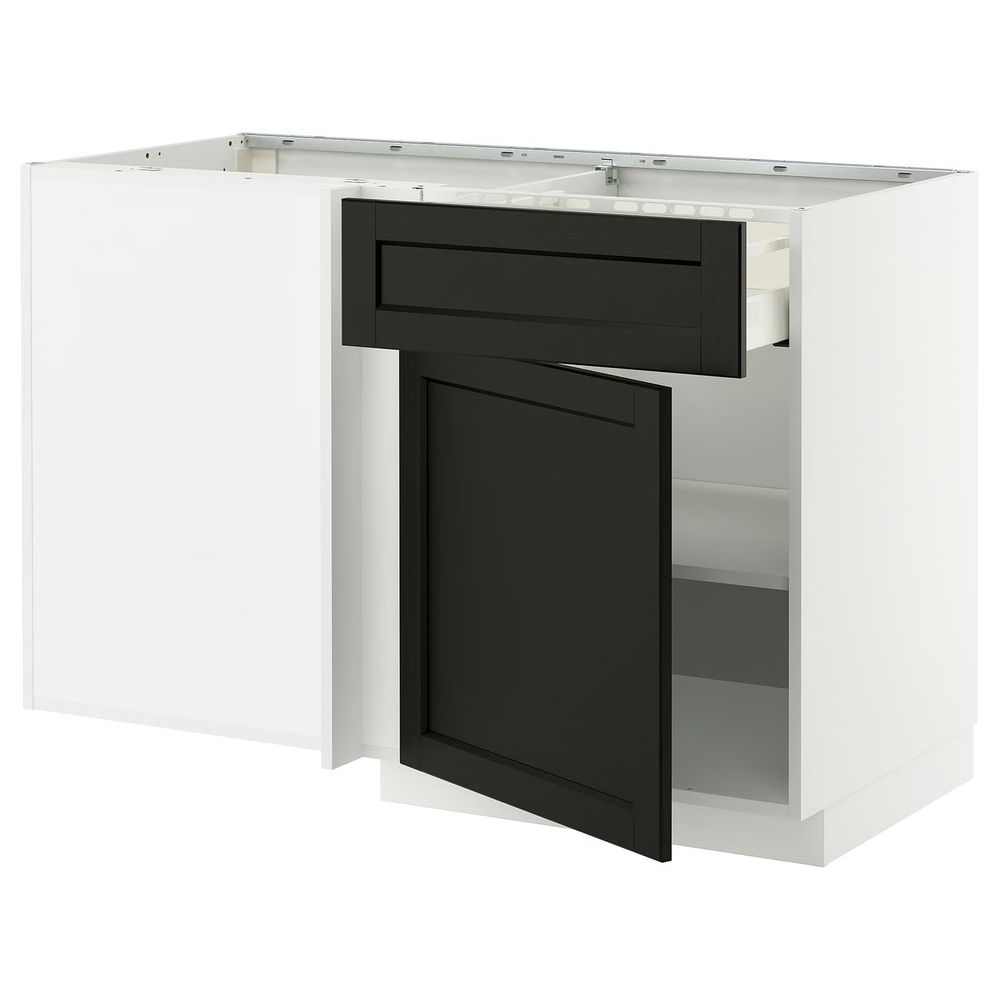 IKEA, вид спереди