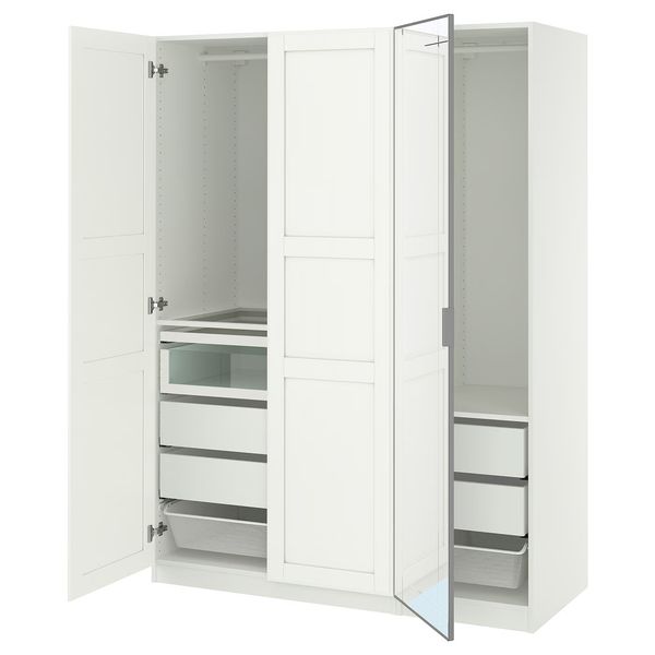 IKEA, вид спереди