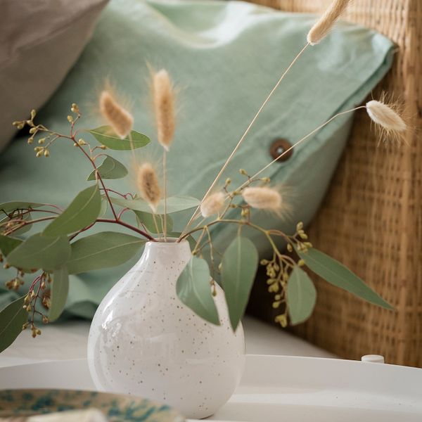 Ваза, белый 12 см IKEA ЛИВСВЕРК 404.422.23 - фото 5