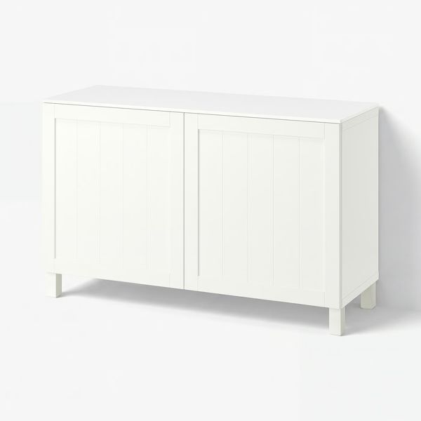 IKEA, вид спереди