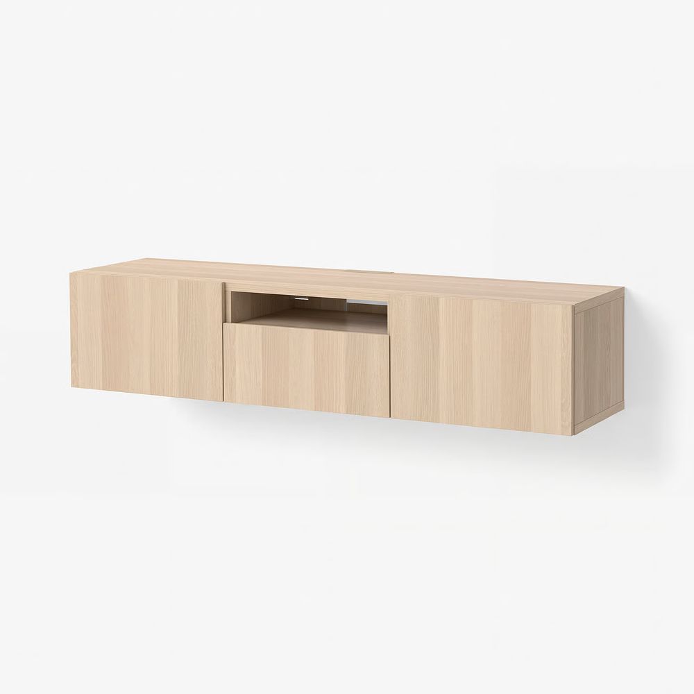 IKEA, вид спереди