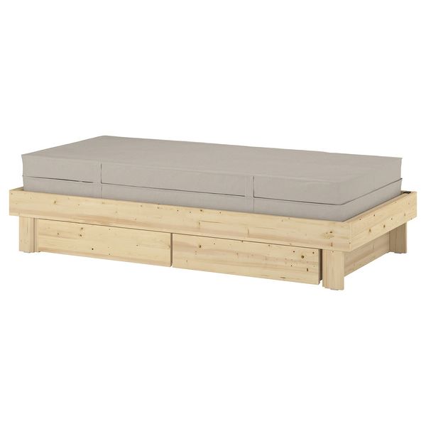 IKEA, вид спереди