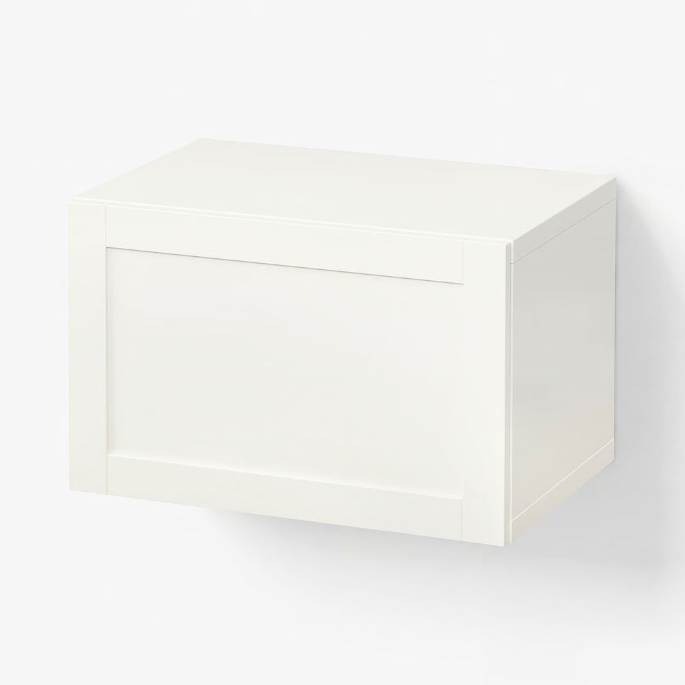 IKEA, вид спереди