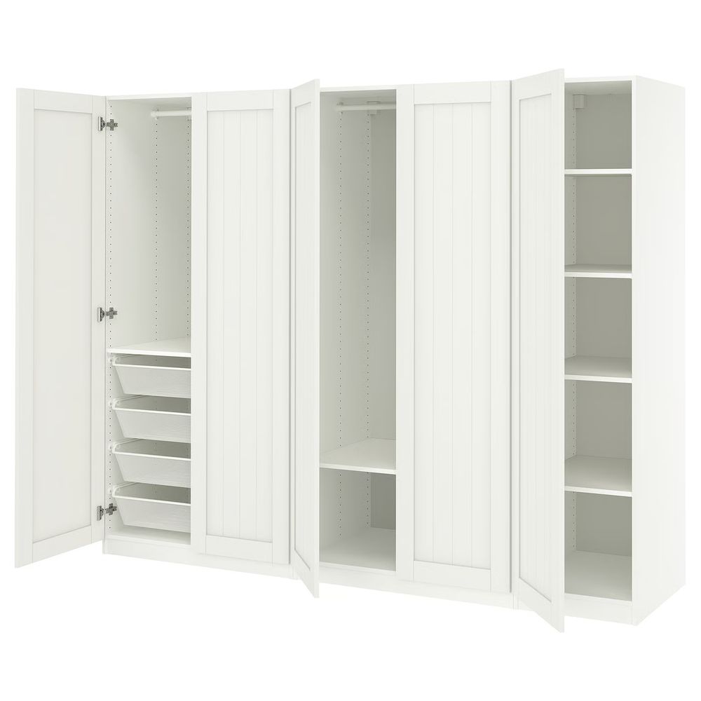 IKEA, вид спереди