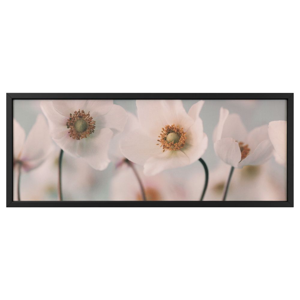 Картина с рамой БЬЁРКСТА, Белые цветы, черный (140x56 см) - фото 1