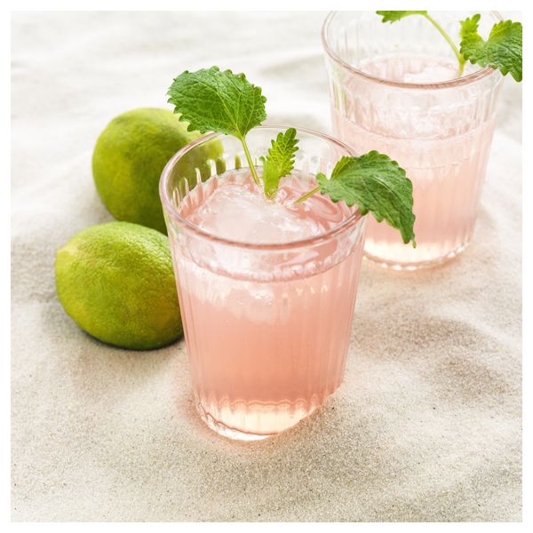 Ароматическая свеча в стакане КАНСКЕ, Гуава и клубника, бежевый розовый (9 см) - схема-чертеж с размерами