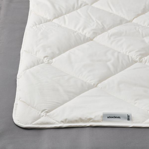 Одеяло теплое 200x200 см IKEA RÖDKÖRVEL РЁДКЁРВЕЛ 804.841.74 - фото 2