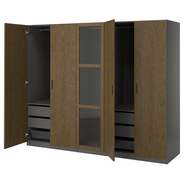 IKEA, вид спереди