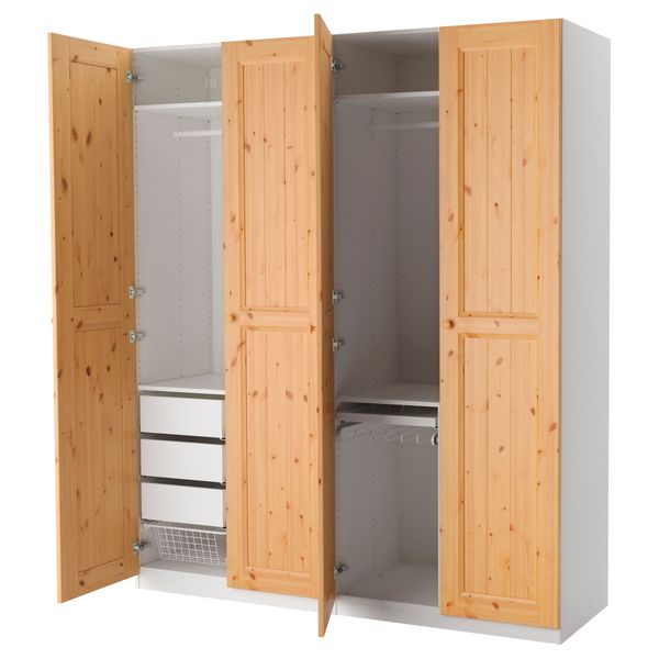 IKEA, вид спереди