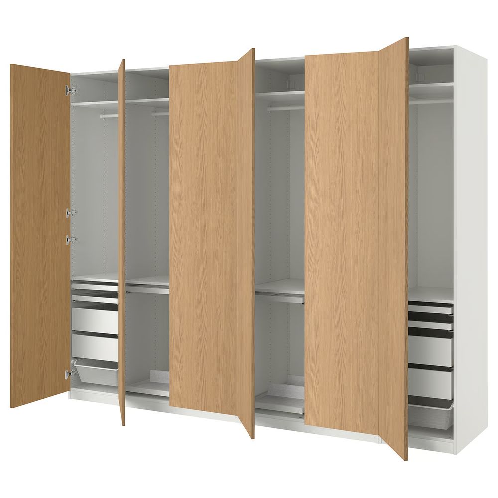 IKEA, вид спереди