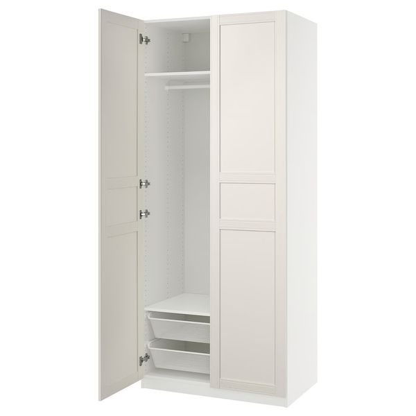 IKEA, вид спереди