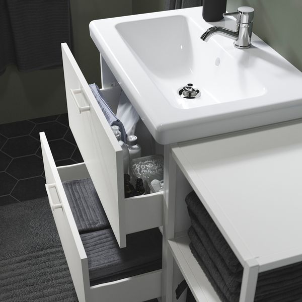 IKEA в интерьере ванной