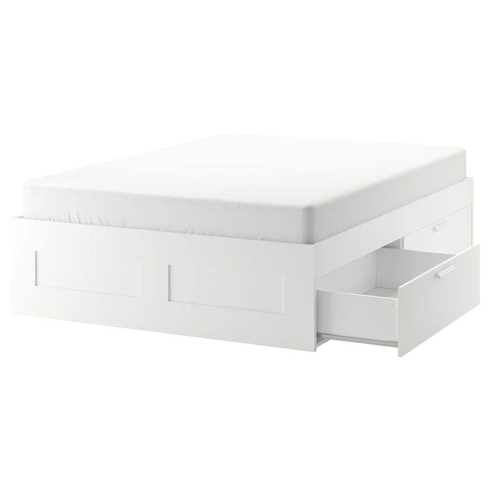 IKEA, вид спереди