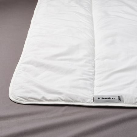 Одеяло легкое 200x200 см IKEA STJÄRNBRÄCKA СТЭРНБРЭККА 704.571.28