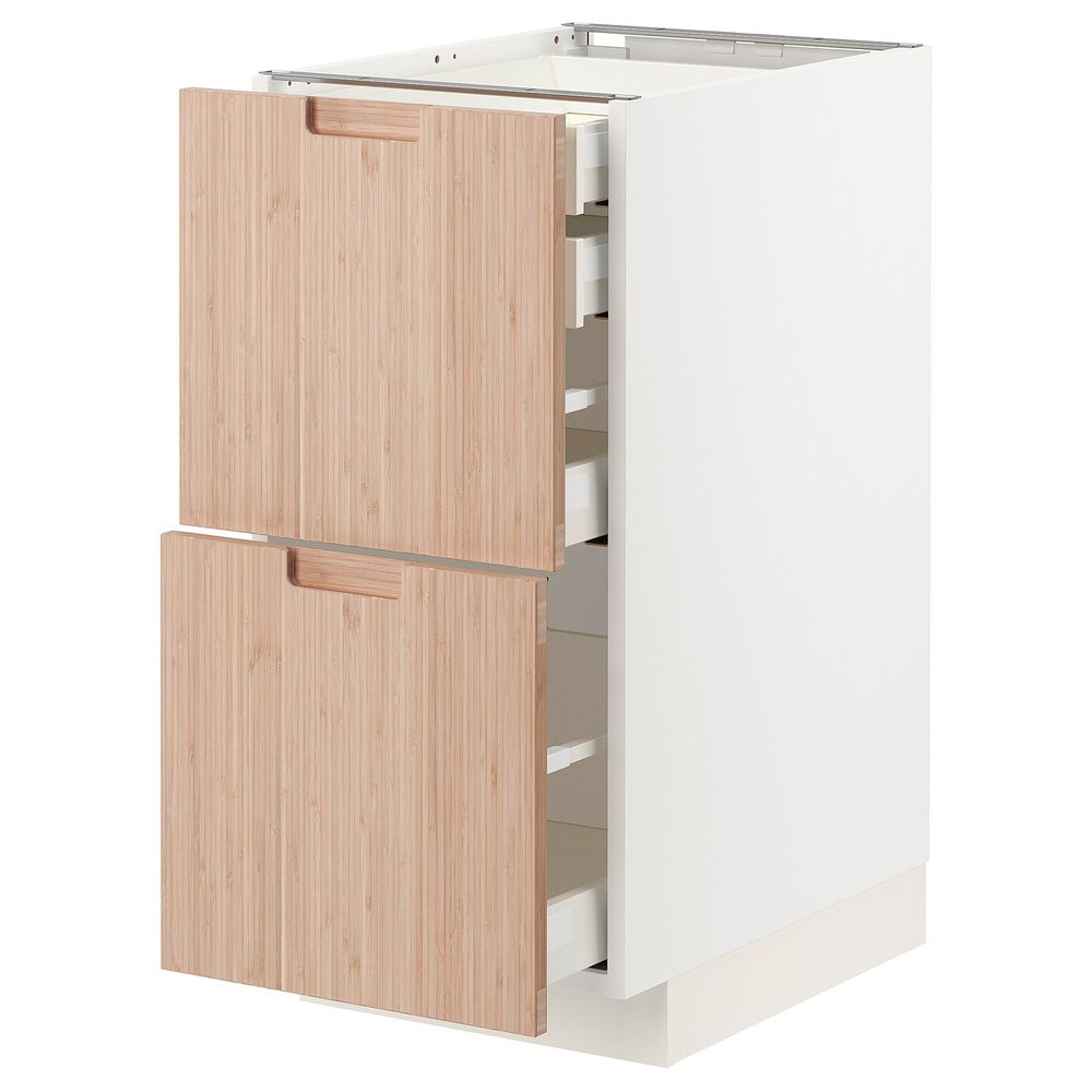 IKEA, вид спереди