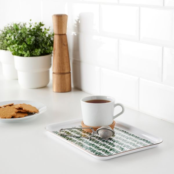 IKEA, вид спереди