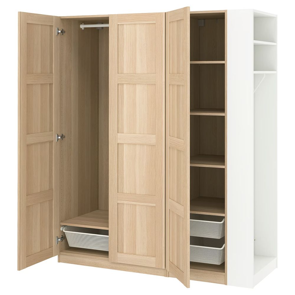 IKEA, вид спереди