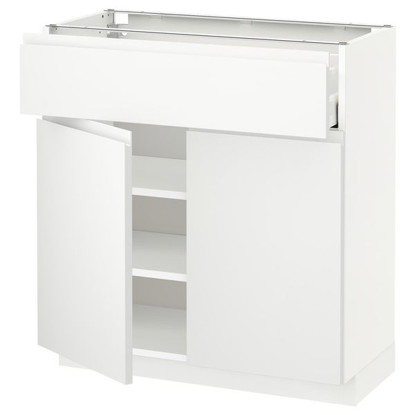 IKEA, вид спереди