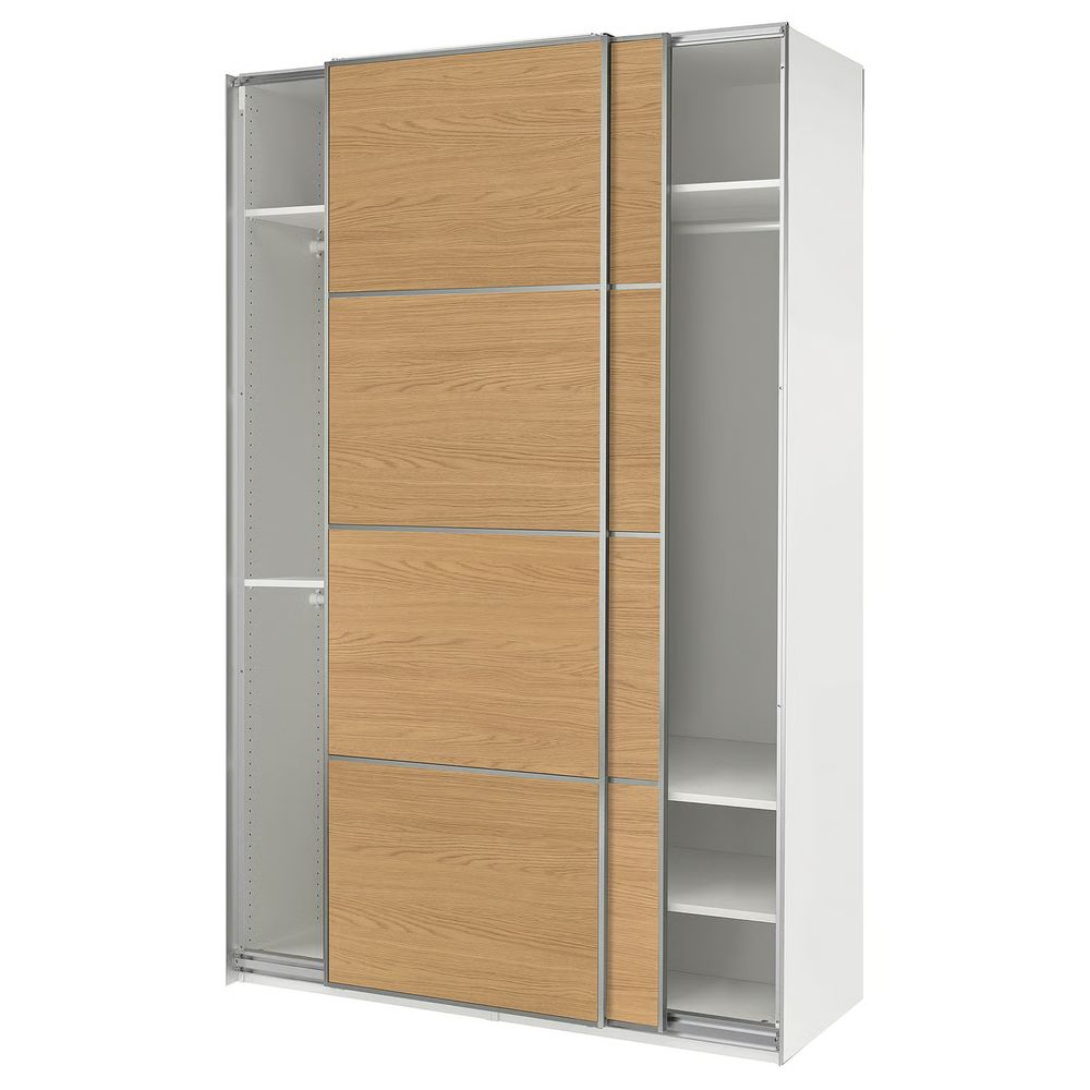 IKEA, вид спереди