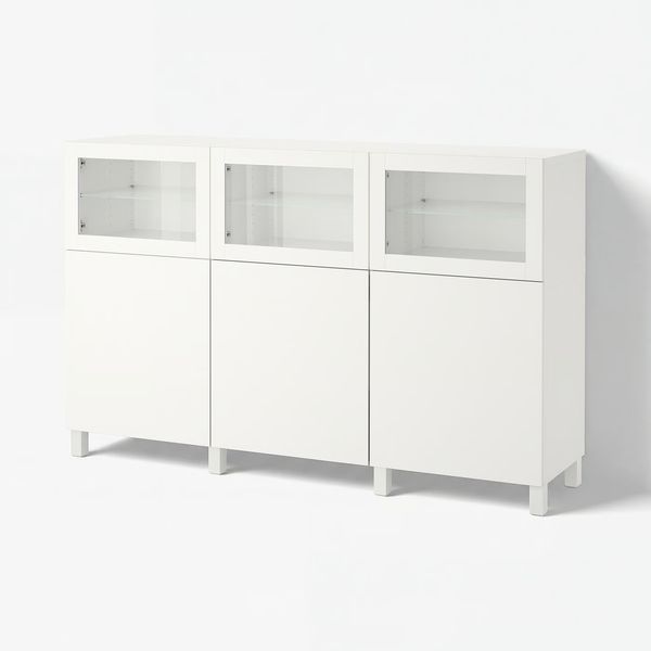 IKEA, вид спереди