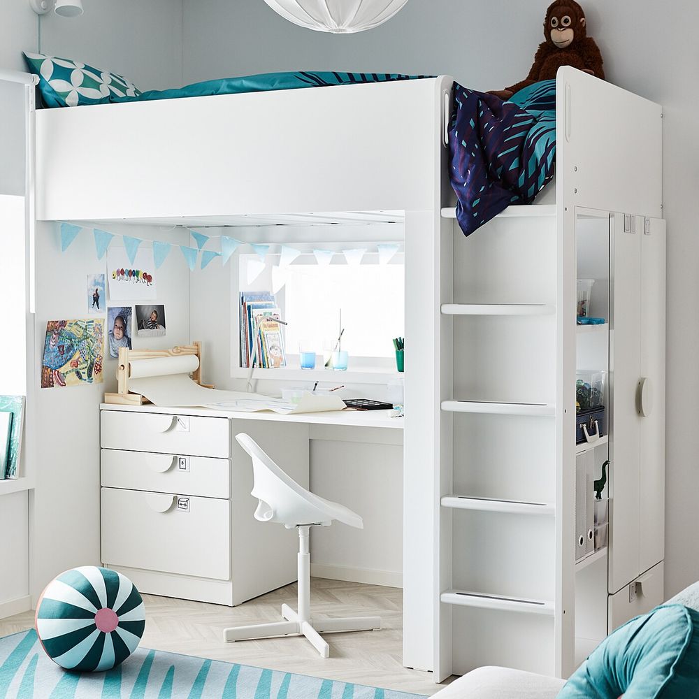 IKEA, вид спереди