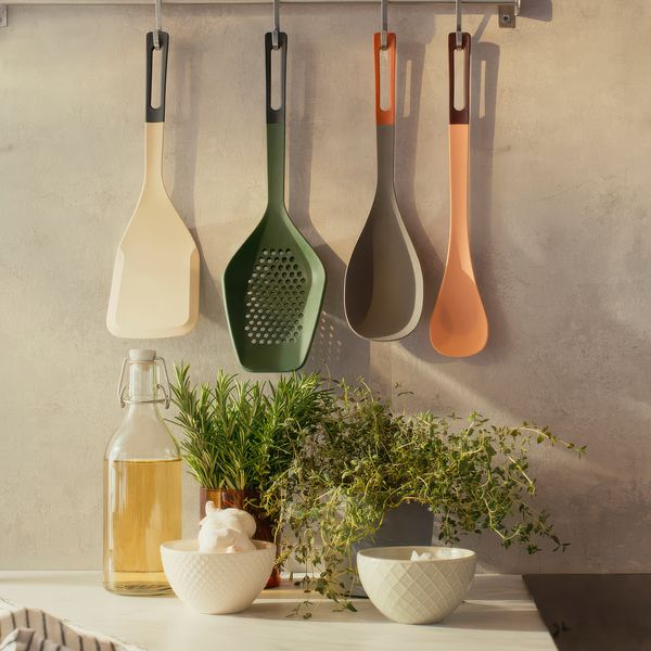 IKEA, дополнительный ракурс - схема-чертеж с размерами