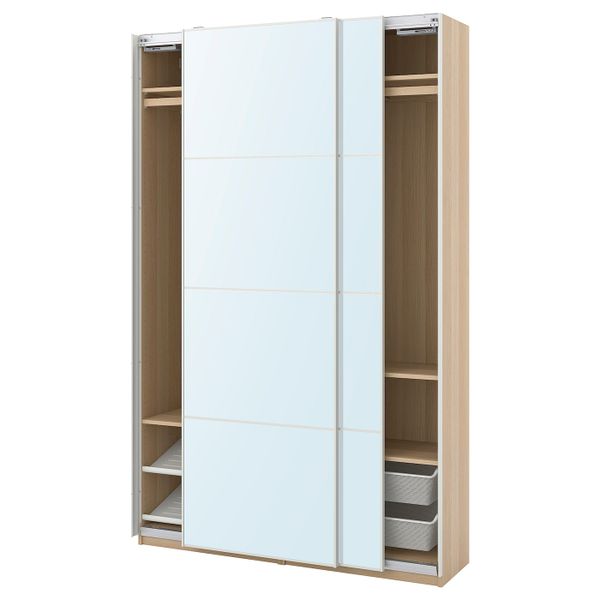 IKEA, вид спереди