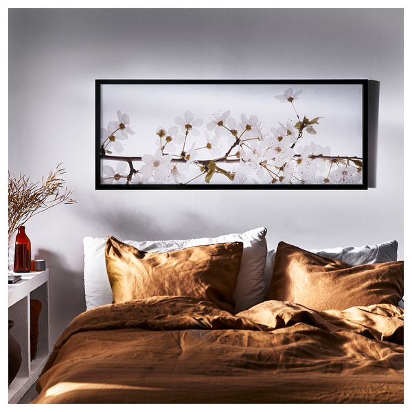 Картина с рамой, белые цветы, черный, 140x56 см IKEA BJÖRKSTA БЬЁРКСТА 095.089.33 - фото 7