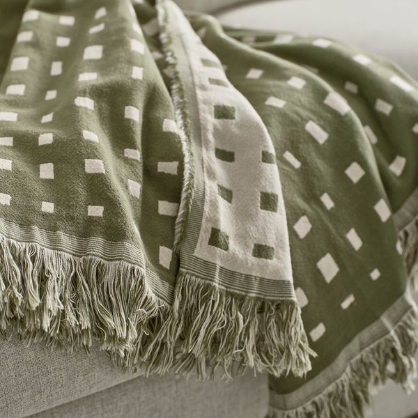 Плед, серо-зеленый, белый, 130x170 см IKEA SVARTTÅG 505.722.28 - фото 3