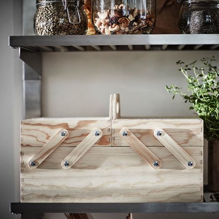 Подставка для канцелярских принадлежн, естественный фанера 35x22 см IKEA KLÄMMEMACKA КЛЭММЕМАККА 704.288.19