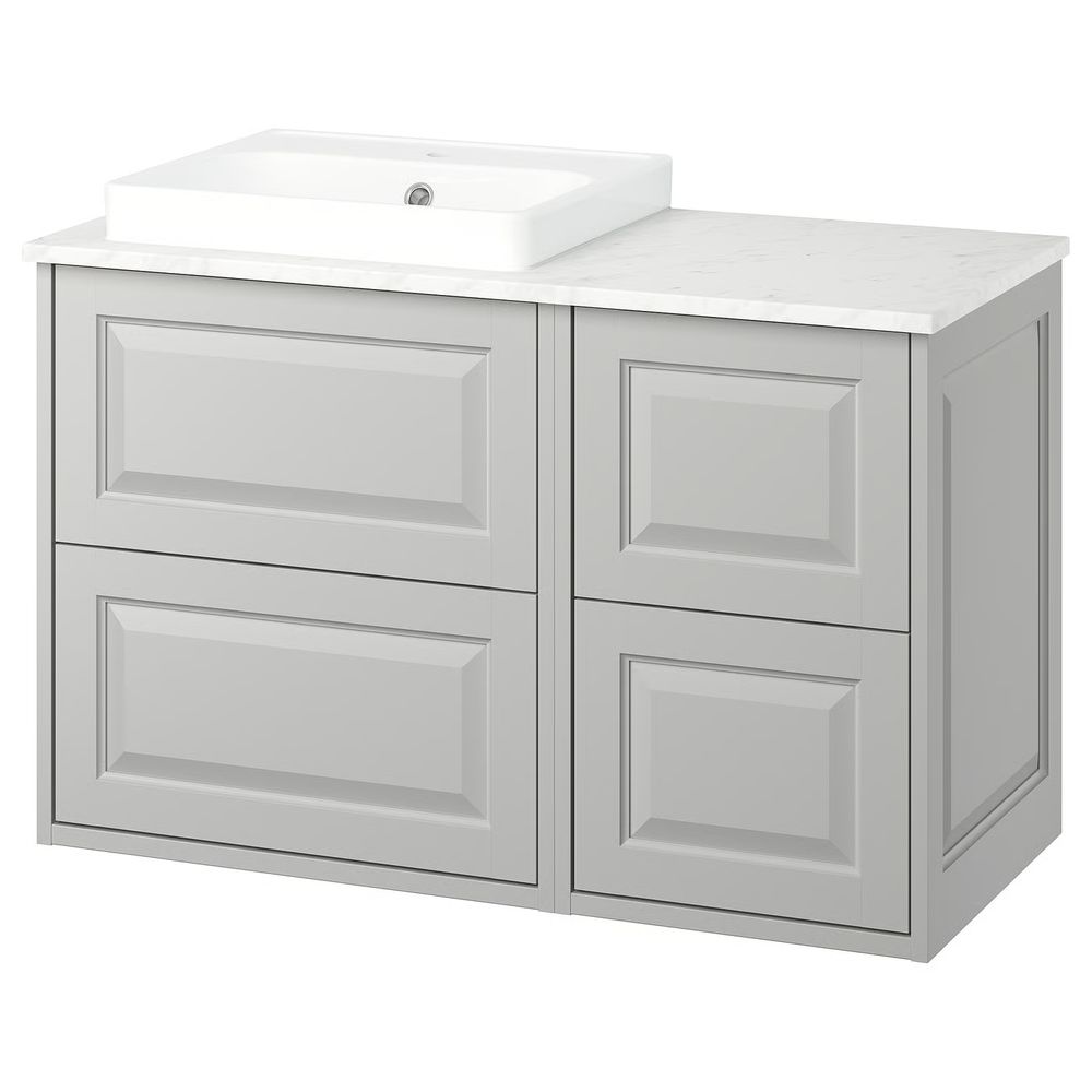 IKEA, вид спереди