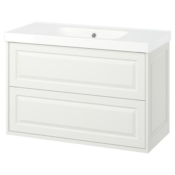 IKEA, вид спереди
