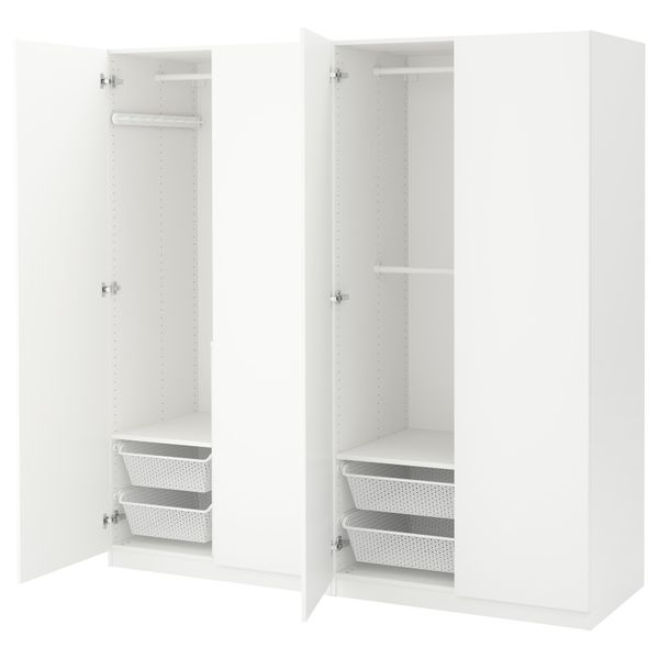 IKEA, вид спереди