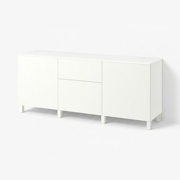IKEA, вид спереди