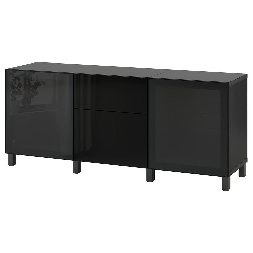 IKEA, вид спереди