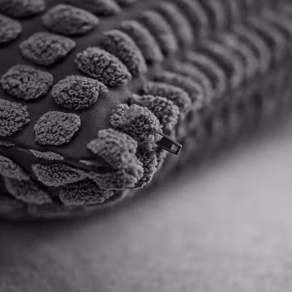 SVARTPOPPEL СВАРТПОППЕЛЬ Чехол на подушку - антрацит 50x50 см - фото 2