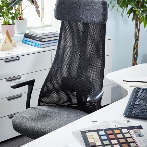 Рабочий стул с подлокотниками, Гуннаред темно-серый/черный IKEA JÄRVFJÄLLET ЭРВФЬЕЛЛЕТ 493.863.69 - фото 3