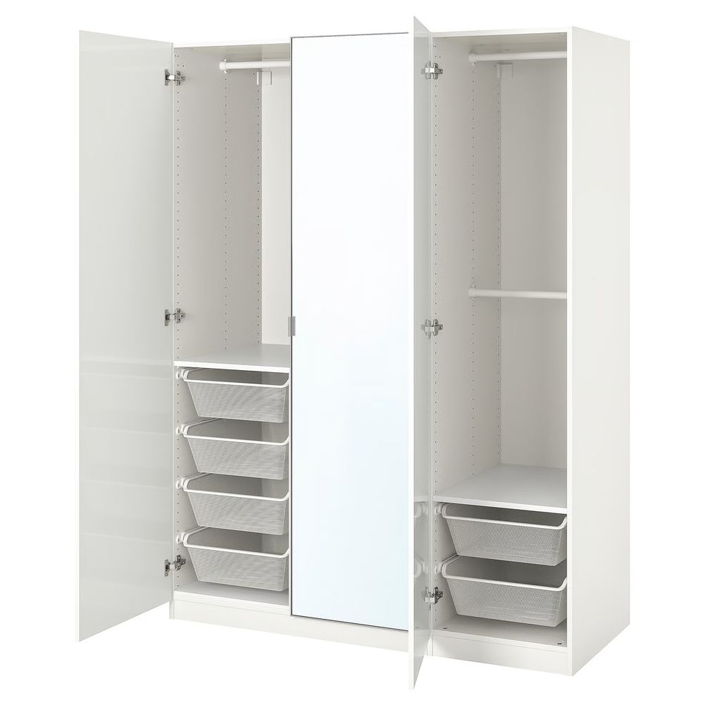 IKEA, вид спереди