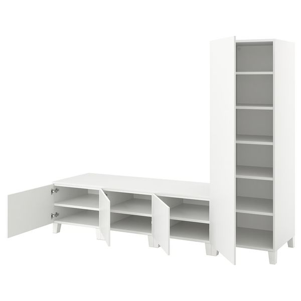 IKEA, вид спереди