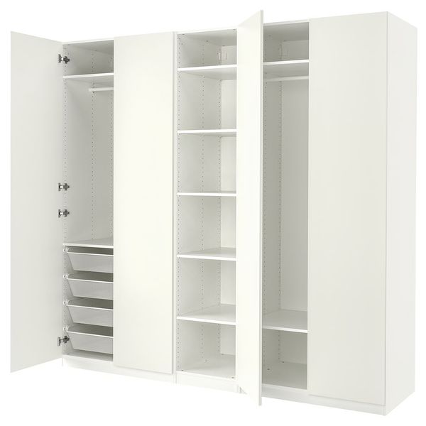 IKEA, вид спереди