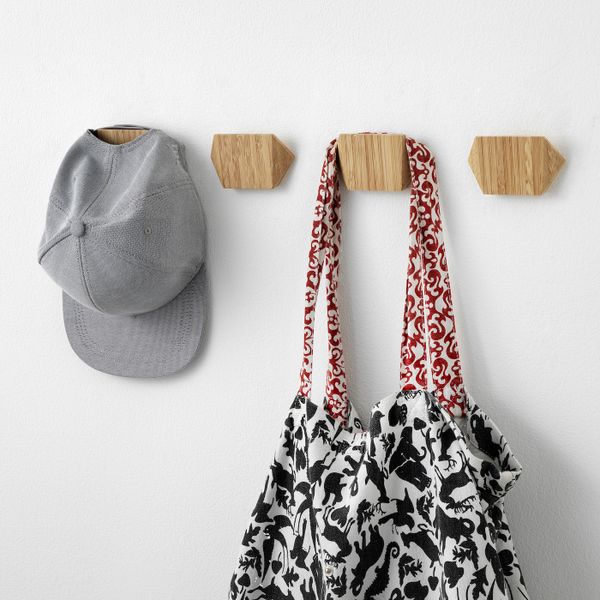 Крючок, бамбук 9.8x5.7 см IKEA SKUGGIS СКУГГИС 003.610.92 - схема-чертеж с размерами